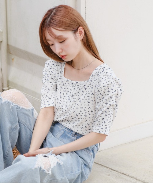 Kastane（カスタネ） tシャツ 小花柄ヘンリースクエアプルオーバー