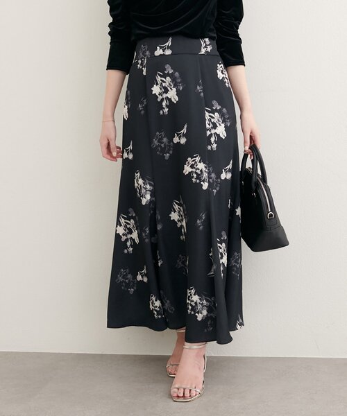natural couture ロング スカート 長さ変えれる花柄サテンスカート