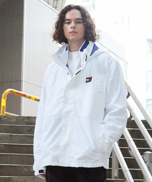   JEANS トミージーンズ　中綿ジャケット　ナイロンジャケット　L TOMMY JEANS（トミー・ジーンズ） ブルゾン アウター 3 in 1 ナイロン