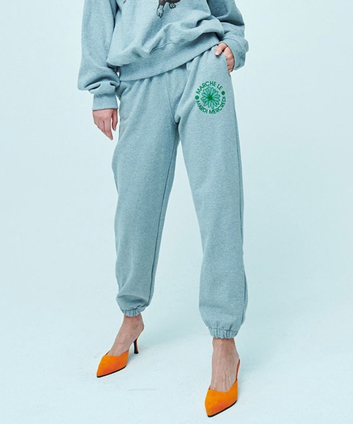 パンツ Mardi Mercredi SWEAT JOGGER LLIC NOUVEAU EMBLEM BBH5193 Mardi Mercredi SWEAT JOGGER METALLIC NOUVEAU EMBLEM BBH5193