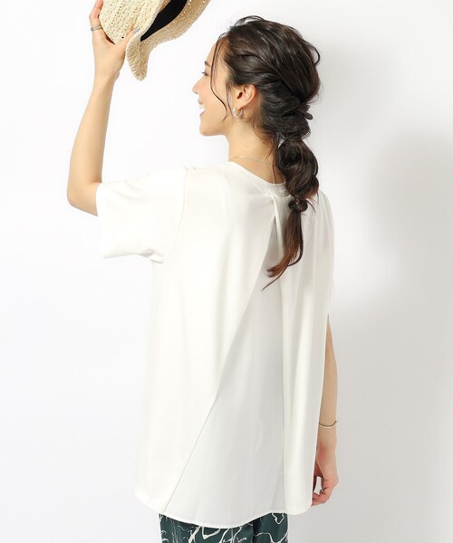 SHOO・LA・RUE tシャツ 「UV」後ろ姿で魅せる とろみバック