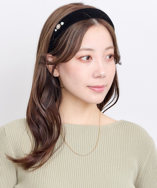ビジューカチューシャ（色：ブラック系）のおすすめ人気商品一覧