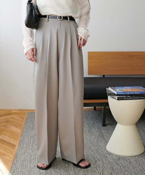 一回のみ着用　匿名配送　TWILL High waist ２タックパンツ CINOH - 【25SS】TWILL HIGH WAIST TWO TUCK PANTS / ハイ