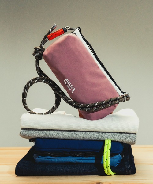 AIGLE 【Topologie】トポロジー ボトルサコッシュ 収納力と機能性に優れたAIGLE × Topologie（トポロジー）の