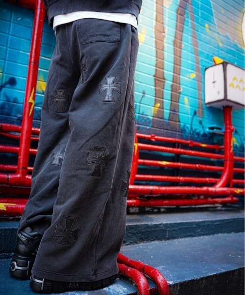 UNKNOWN LONDON（アンノウンロンドン） ワイドパンツ スウェットパンツ