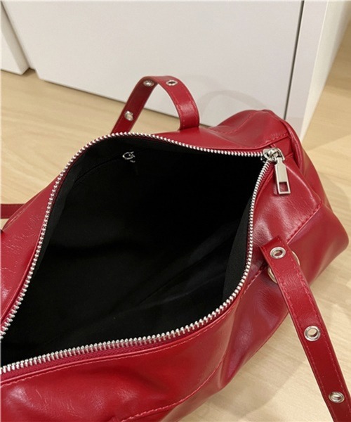 期間限定価格 chiiiibag 美品 ボストン レッド ch!iiibag W-zip One Shoulder-red