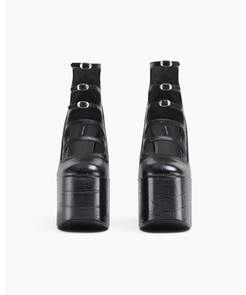 ✨美品✨マークジェイコブス ブーツ 黒 ブラック アンクル 厚底 レザー 人気 DR. MARTENS X MARC JACOBS コラボレーションデザインのブーツが登場