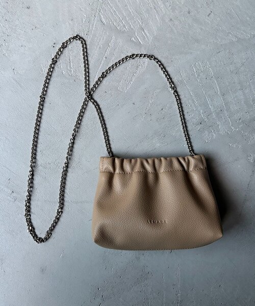 CAPRICIEUX LE'MAGE（カプリシューレマージュ） ショルダーバッグ