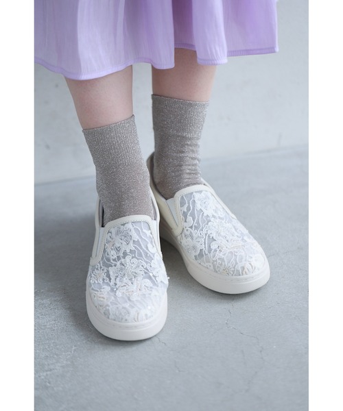 cawaii スリッポン 花刺繍スリッポン 大人のキレイはこの一箇所で