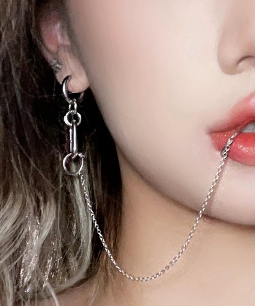 Limi feu リミフゥ ボディーピアスチェーンヘアピン LIMI feu | 𝟮𝟬𝟮𝟱 𝗦𝗽𝗿𝗶𝗻𝗴/𝗦𝘂𝗺𝗺𝗲𝗿