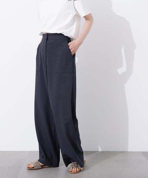 【新品】NATURAL BEAUTY BASIC　パンツスーツ　水洗い可　紺M 新品】NATURAL BEAUTY BASIC パンツスーツ 水洗い可 紺M