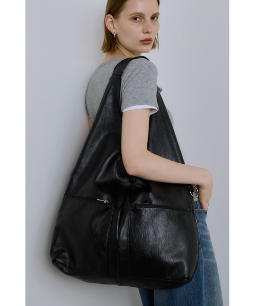 un/neu  新品‼️2WAYアウトポケットトライアングルバッグ ブラック un/neu ショルダーバッグ バッグ 2WAYアウトポケット