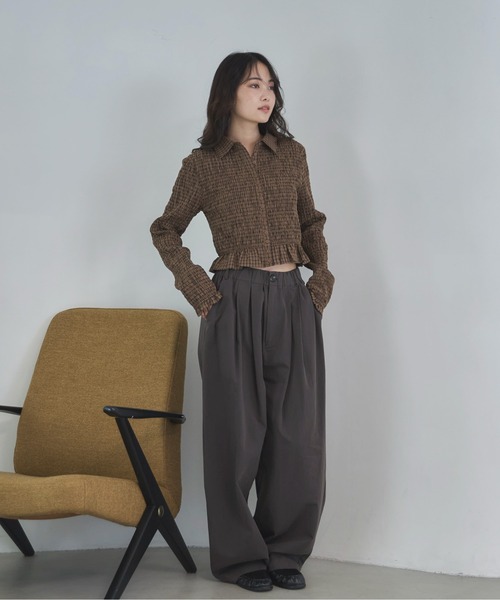 feepur（フェピュール） ブラウス シャツ シャーリングショート