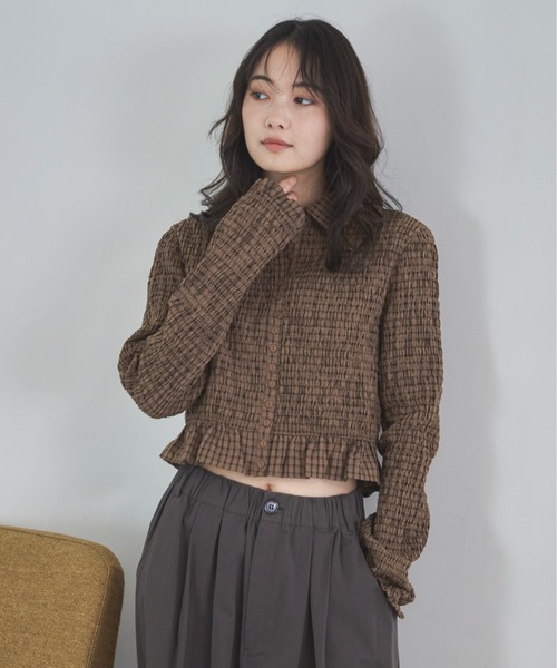 feepur（フェピュール） ブラウス シャツ シャーリングショート 