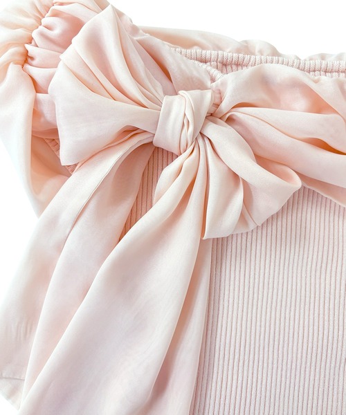 Rose Muse（ロゼミューズ） Airly ribbon off shoulder tops