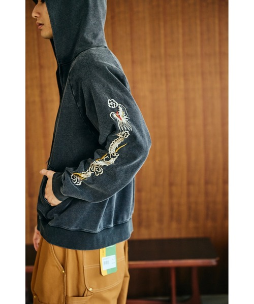 THRIFTY LOOK パーカー TRIFTY LOOK スリフティールック / EMBROIDERY