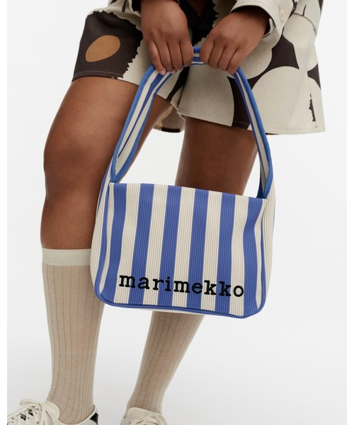 marimekko ショルダーバッグ laine マリメッコ キャンバス ☆バッグ marimekko マリメッコ MAGNEETTILAUKKU キャンバスショルダー