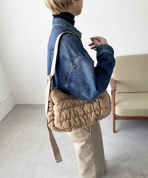 LE TALON ショルダーバッグ バッグ QUILTING PUFF CB レディース 