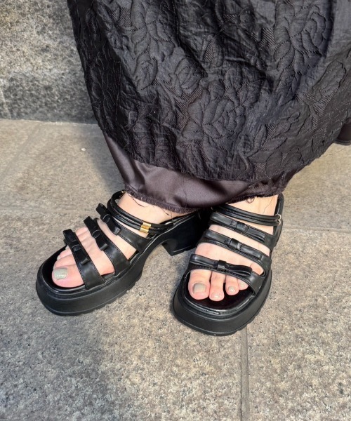 Shoes in Closet（シュークロ） サンダル 軽量厚底 2WAY 3連リボン