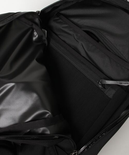 Arc'teryx ブラックバックパック　ブラック ARC'TERYX ブラックバックパック - メルカリ