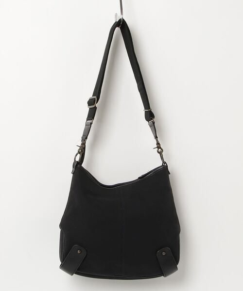 Burberry Blue Label ブラック ショルダーバッグ BURBERRY BLUE LABEL 「BURBERRY LABEL」 ショルダーバッグ