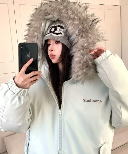 SHEENA（シーナ） ブルゾン アウター ワンポイント刺繍ロゴファー