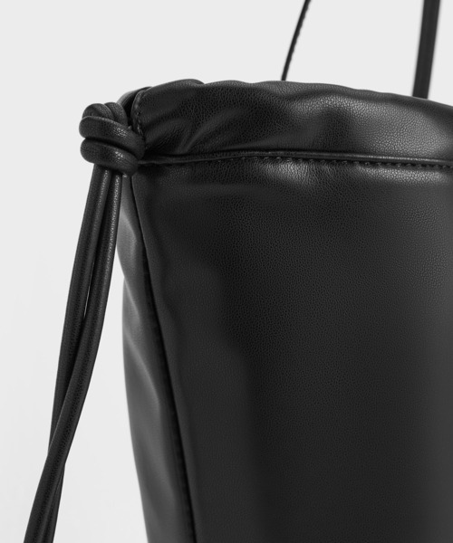 「CHARLES & KEITH」 トートバッグ X-LARGE ブラック レディース