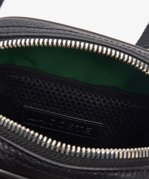 「LACOSTE」 ショルダーバッグ FREE ダークグリーン メンズの画像