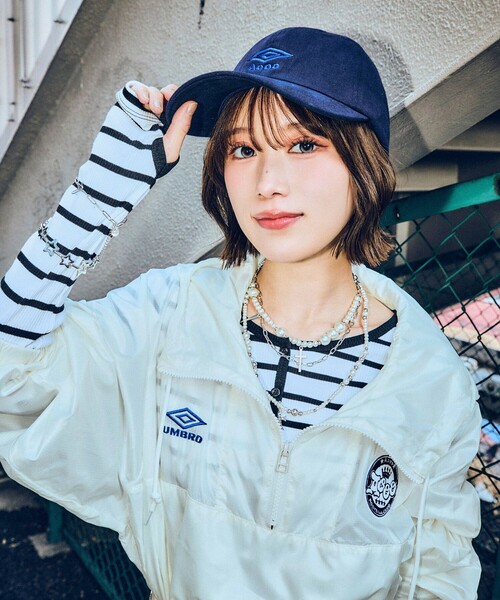 Aooo Aooo刺繍ロゴキャップ 帽子 umbro（アンブロ） キャップ 帽子 × Aooo 6パネル ロゴキャップ メンズ