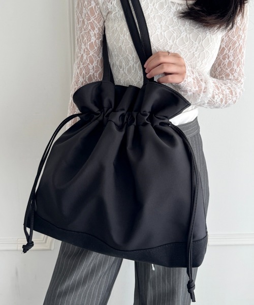 ショルダーバッグ バッグ 「A4収納可」大容量 巾着トートバッグ