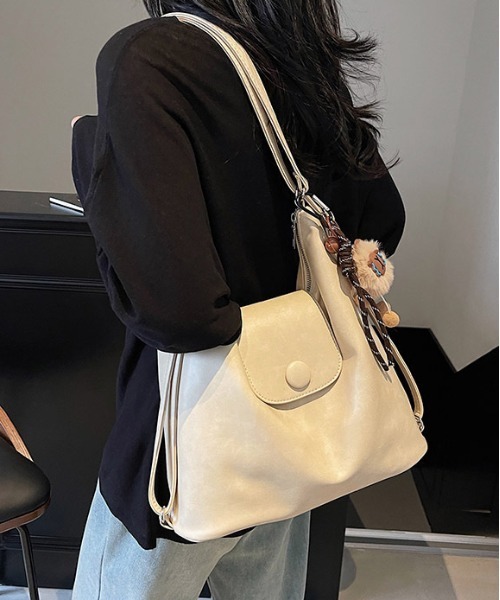 gossip!ロサンゼルス ショルダーバッグ バッグ Y2Kチャーム付き
