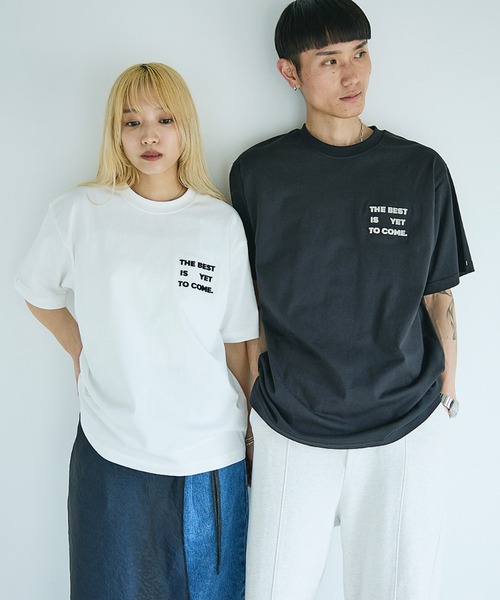 ★MEDM ユニセックス ロゴ刺繍 おしゃれ Tシャツ/送料込 MEDM 半袖 Tシャツ ロゴ 花柄刺繍 プリント 大人気 男女兼用 (MR