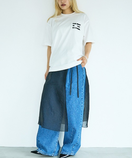 ★MEDM ユニセックス ロゴ刺繍 おしゃれ Tシャツ/送料込 MEDM 半袖 Tシャツ ロゴ 花柄刺繍 プリント 大人気 男女兼用 (MR