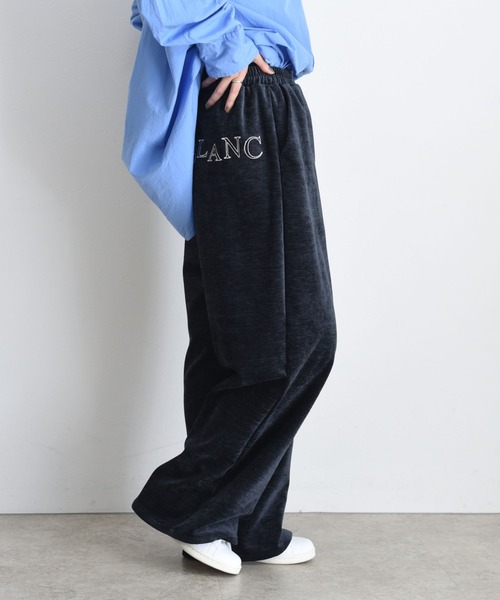 Eimee Law（エイミーロウ） パンツ テキストエンブロ リラックスベロア
