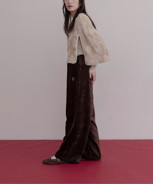 Eimee Law（エイミーロウ） パンツ テキストエンブロ リラックスベロア