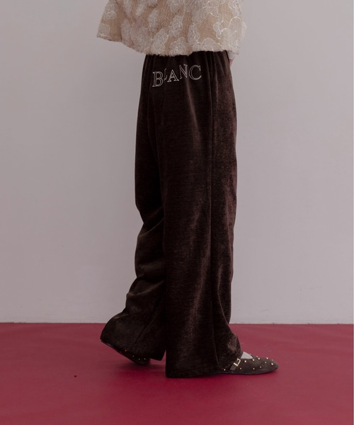 新品 今季 エイミーロウ テープロゴ エンブロ ゆるスラックスパンツ