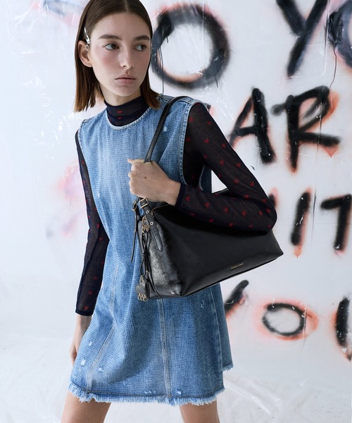 CHARLES ＆ KEITH（チャールズ&キース） ショルダーバッグ バッグ Rey