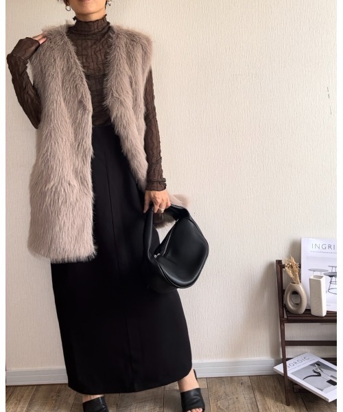ベスト ボリュームフェイクファーベスト レディース : 67715984  