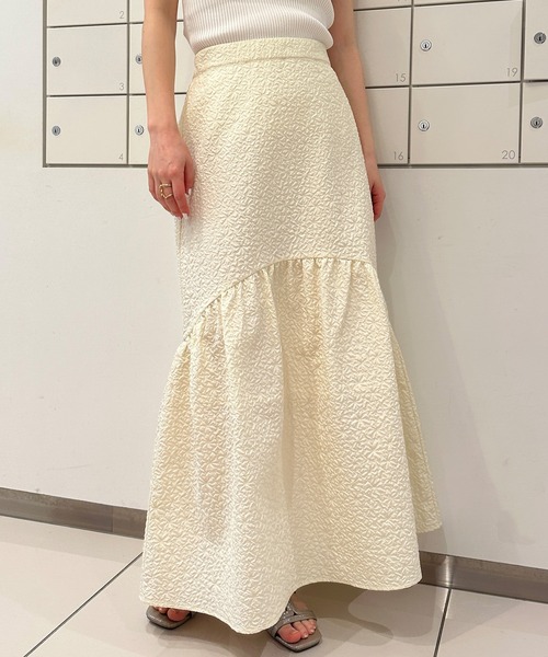GUCCI GGジャガード アイボリー タイトスカート GUCCI GGジャガード アイボリー タイトスカート