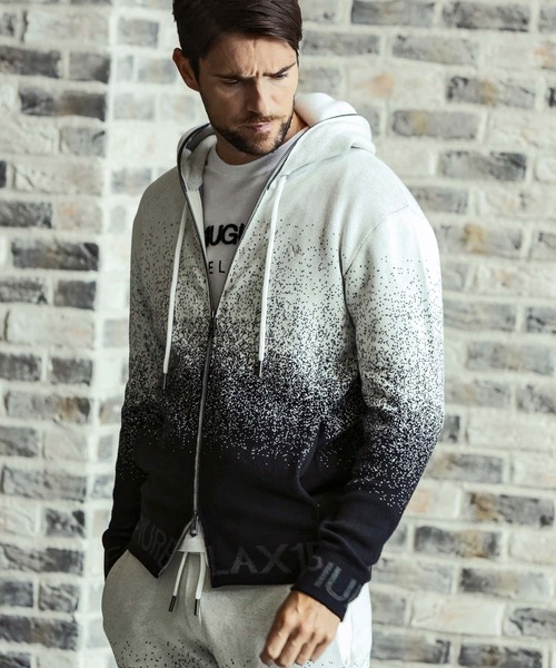 新品未使用　1piu1uguale3 RELAX グラデーション　パーカー　L 1PIU1UGUALE3 RELAX パーカー 1PIU1UGUALE3 RELAX(ウノピゥウノウ