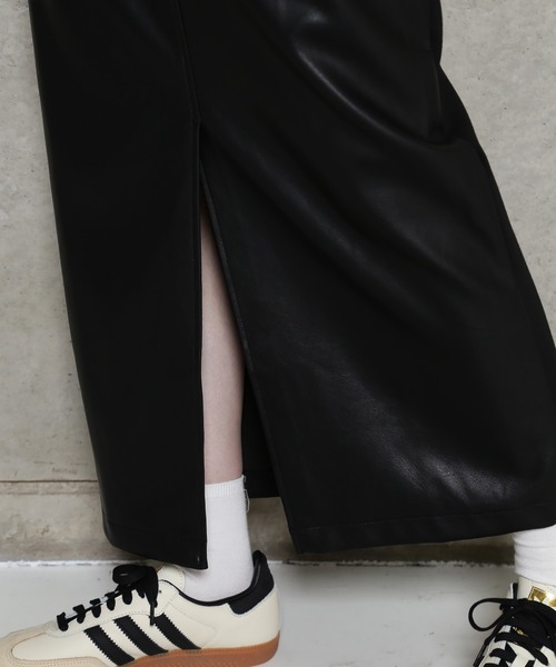CHIGNON スカート (CHIGNON)フェイクレザースカート : ZOZOTOWN
