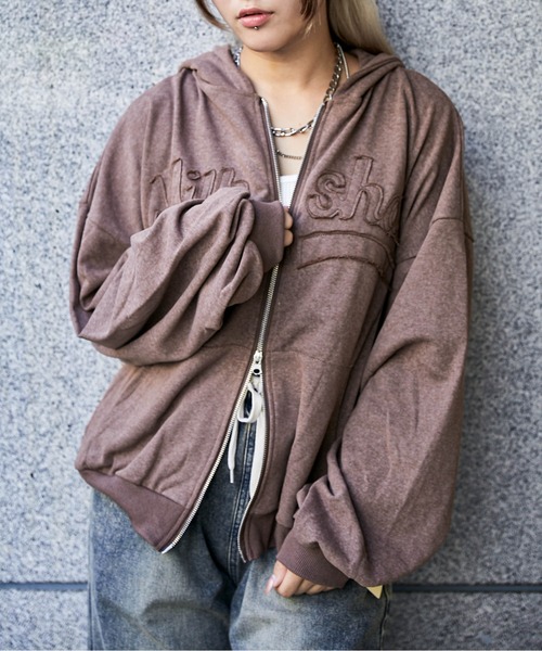 パーカー 「ロゴ刺繍」ピグメントZIPパーカー／立体デザイン