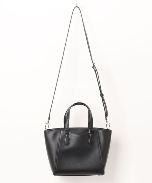 【期間限定値下げ！未使用級】MICHAEL KORSレザー ミニショルダーバッグ MICHAEL KORS（マイケルコース） ショルダーバッグ バッグ TARYN