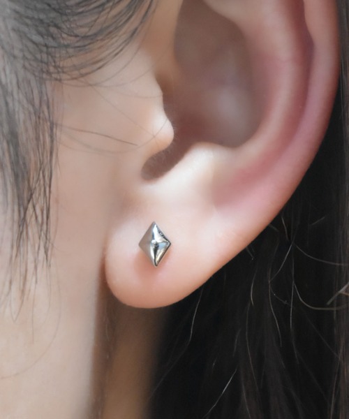 les bon bon フラッシュピアス　K10ホワイトゴールド les bonbon（ルボンボン） ピアス 「les bonbon」flash pierce white