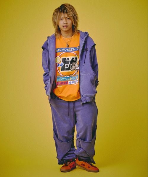 GALFY（ガルフィー） パーカー GALFY-穴の向こうにわんちゃんパーカー