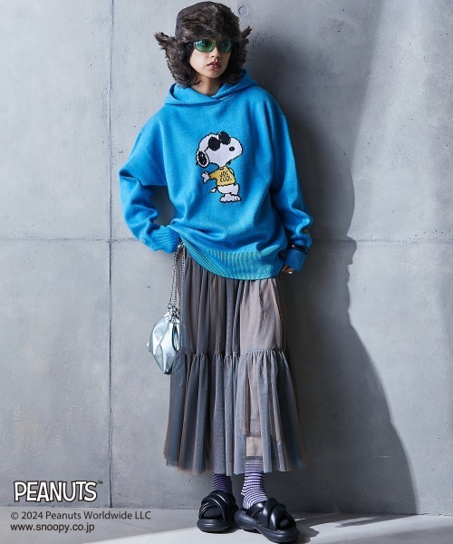 「PEANUTS」 プルオーバーパーカー 4L グレー レディース_画像4