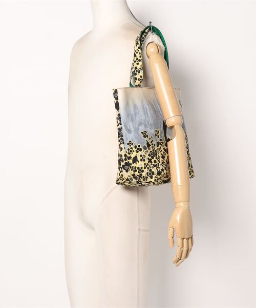 「tsumori chisato CARRY」 ハンドバッグ FREE ブラック レディース_画像5