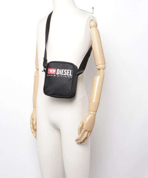 「DIESEL」 ショルダーバッグ UNI ブラック メンズの画像