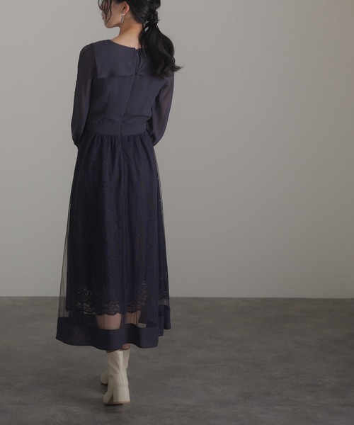 「atlo」 長袖ワンピース M ベージュ レディースの画像