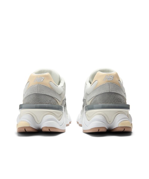 「New Balance」 ローカットスニーカー 23.5cm グレー メンズの画像